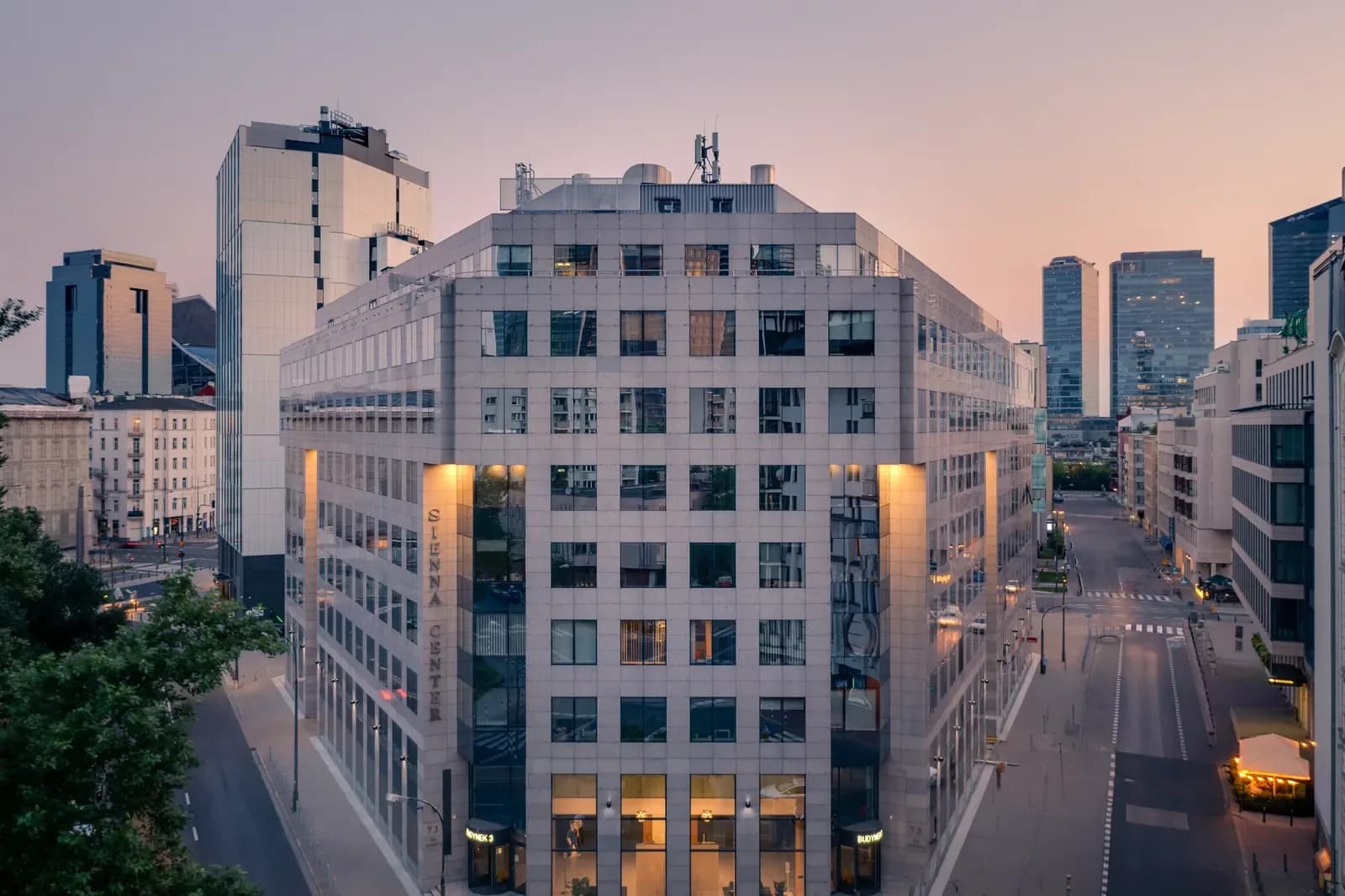 Biurowiec Sienna Center w Warszawie, siedziba ISON Care